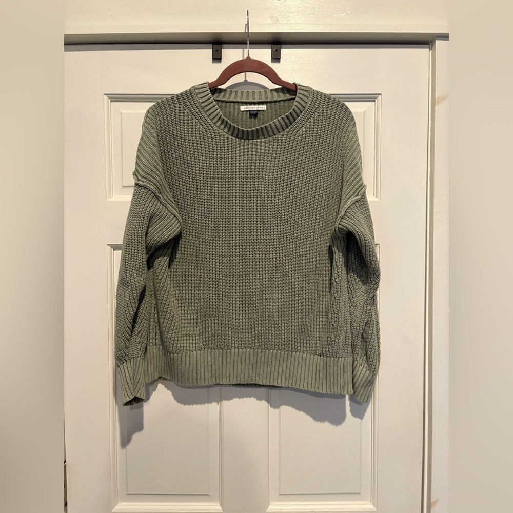 American Eagle Outfitters Green Crew Neck Sweater